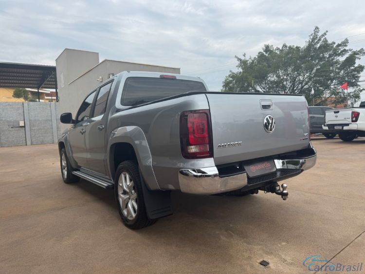Benetão Veículos | Amarok Highline CD 3.0 4x4 TB Dies. Aut. 21/22 - foto 3