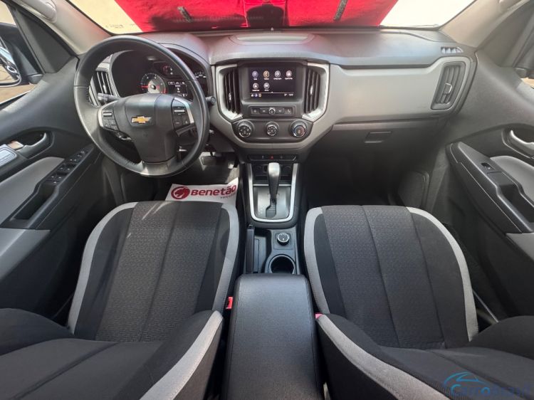 Benetão Veículos | S-10 Pick-Up LT 2.8 TDI 4x4 CD Diesel Aut 22/23 - foto 4