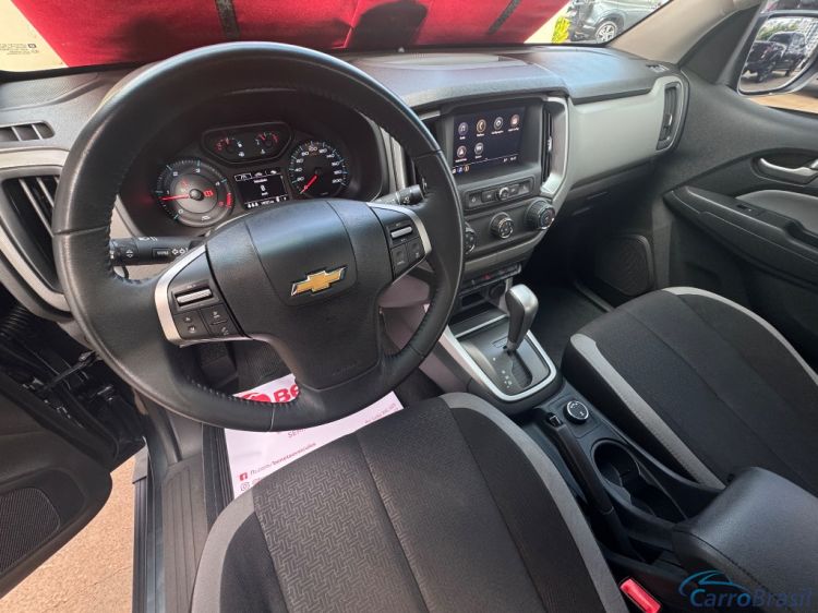 Benetão Veículos | S-10 Pick-Up LT 2.8 TDI 4x4 CD Diesel Aut 22/23 - foto 6