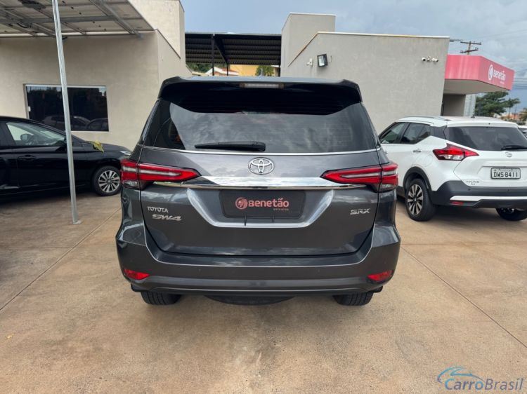 Benetão Veículos | Hilux SW4 SRX 4x4 2.8 TDI 16V Dies. Aut. 22/23 - foto 8