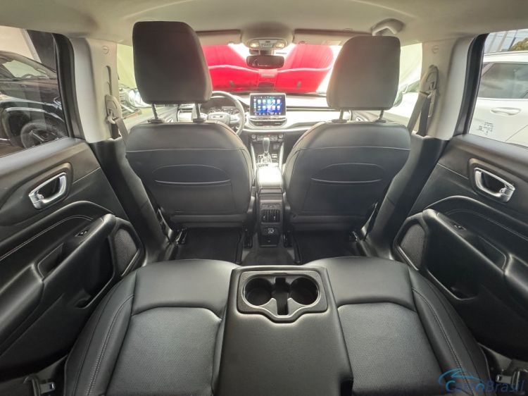 Benetão Veículos | Compass LONG. T270 1.3 TB 4x2 Flex Aut. 23/23 - foto 10