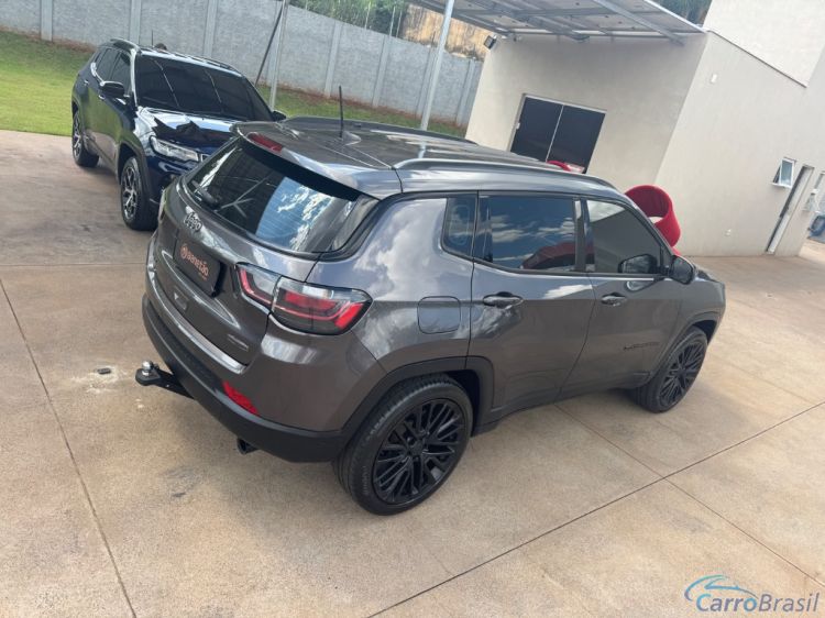 Benetão Veículos | Compass LONG. T270 1.3 TB 4x2 Flex Aut. 21/22 - foto 9