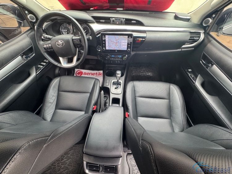 Benetão Veículos | Hilux 2.8 D-4D TURBO DIESEL CD SRX 4X4 AUTOMÁTICO 21/22 - foto 5