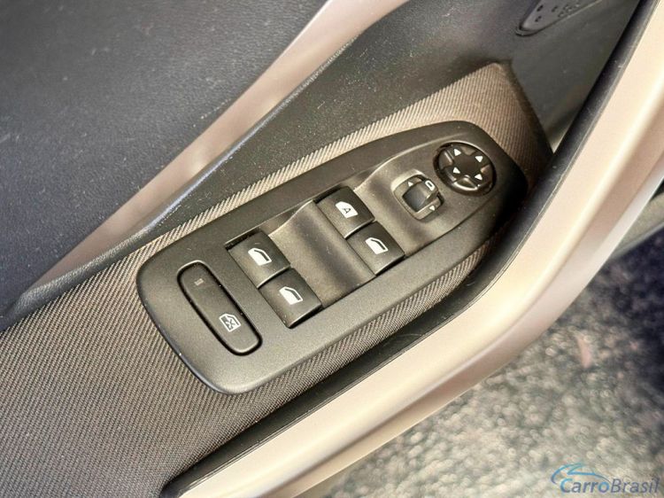 Multcar Veículos | 2008 1.6 16V ALLURE 18/19 - foto 10