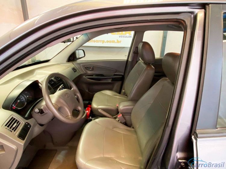 Multcar Veículos | Tucson 2.0 MPFI GLS BASE 16V 143CV 2WD 15/16 - foto 3