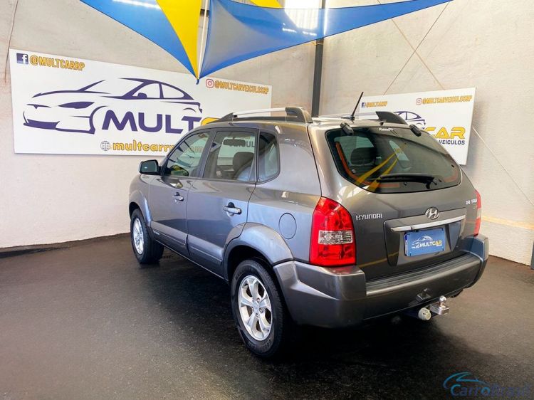 Multcar Veículos | Tucson 2.0 MPFI GLS BASE 16V 143CV 2WD 15/16 - foto 9
