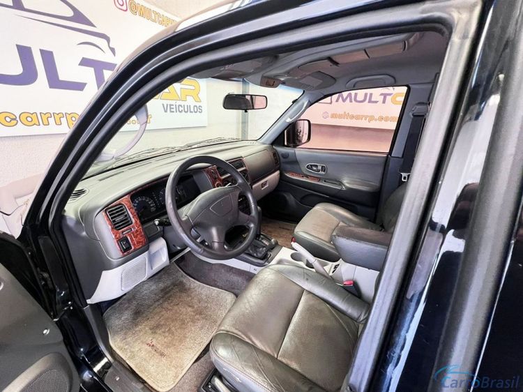 Multcar Veículos | Pajero 2.8 SE 4X4 8V TURBO INTERCOOLER 02/03 - foto 3