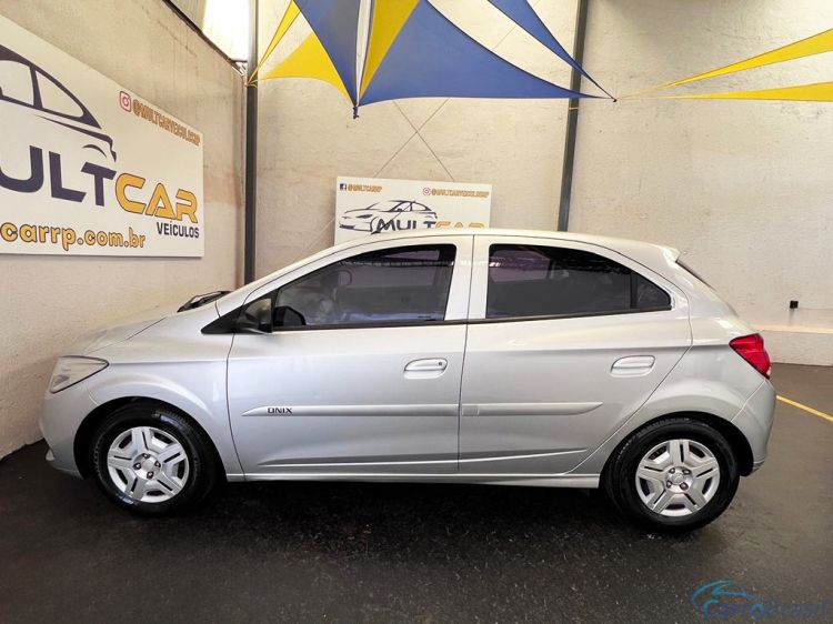 Multcar Veículos | Onix 1.0 MPFI JOY 8V 17/17 - foto 8