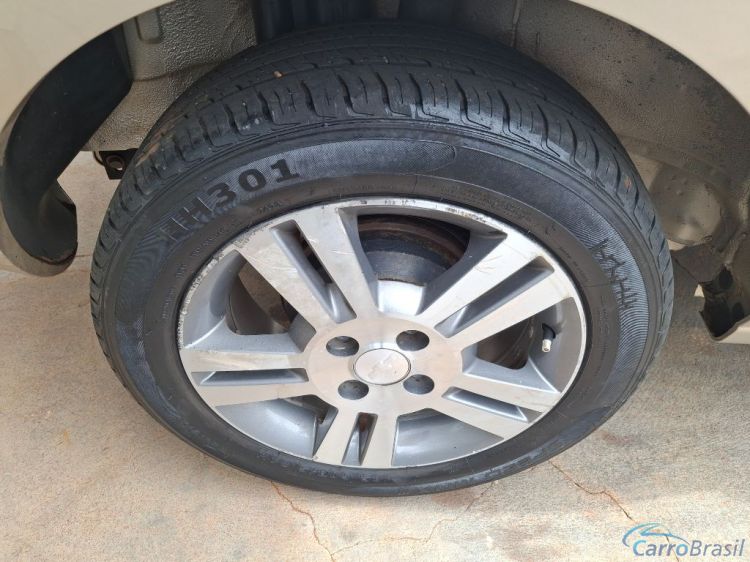 Scaranelo Veículos | Agile LTZ 1.4 MPFI 8V FlexPower 5p 12/13 - foto 7