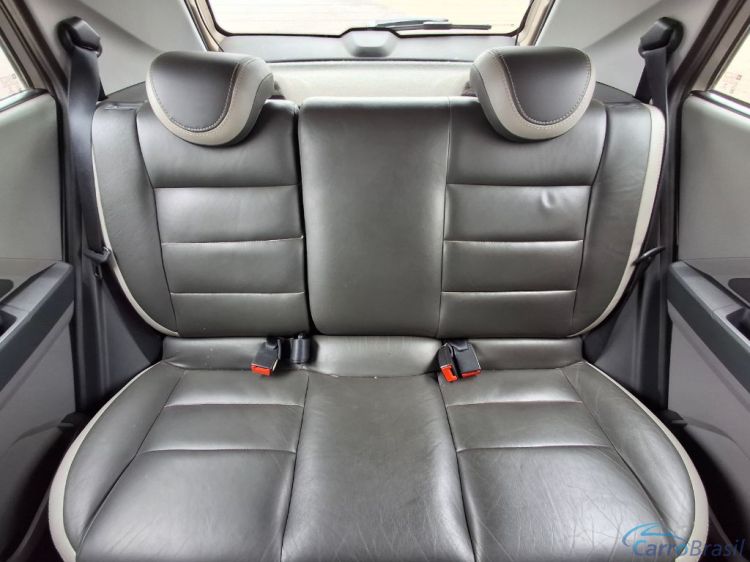 Scaranelo Veículos | Agile LTZ 1.4 MPFI 8V FlexPower 5p 12/13 - foto 10