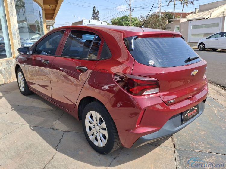 Scaranelo Veículos | Onix HATCH 1.0 12V TB Flex 5p Aut. 22/23 - foto 7