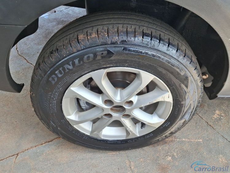 Scaranelo Veículos | Saveiro Trendline 1.6 T.Flex 8V 14/15 - foto 4