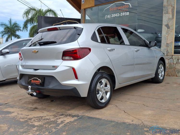 Scaranelo Veículos | Onix HATCH 1.0 12V Flex 5p Mec. 20/20 - foto 5