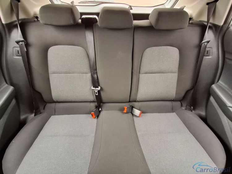 Scaranelo Veículos | Onix HATCH 1.0 12V Flex 5p Mec. 20/20 - foto 9