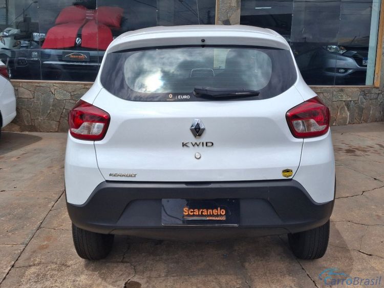 Scaranelo Veículos | Kwid Intense 1.0 Flex 12V 5p Mec. 18/18 - foto 6
