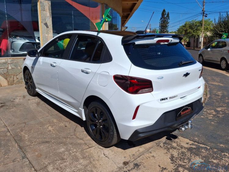Scaranelo Veículos | Onix HATCH RS 1.0 TB 12V Flex 5p Aut. 22/22 - foto 7