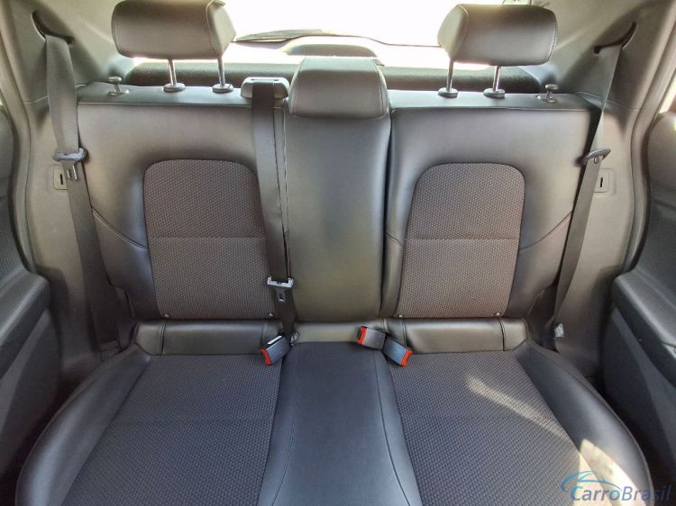 Scaranelo Veículos | Onix HATCH RS 1.0 TB 12V Flex 5p Aut. 22/22 - foto 9