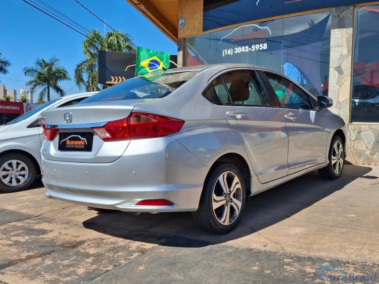 Scaranelo Veículos | City Sedan LX 1.5 Flex 16V 4p Aut. 15/15 - foto 5