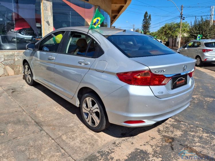 Scaranelo Veículos | City Sedan LX 1.5 Flex 16V 4p Aut. 15/15 - foto 7