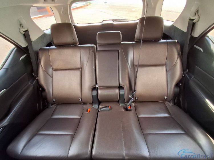 Scaranelo Veículos | Hilux SW4 SRX 4x4 2.8 TDI 16V Dies. Aut. 17/17 - foto 9