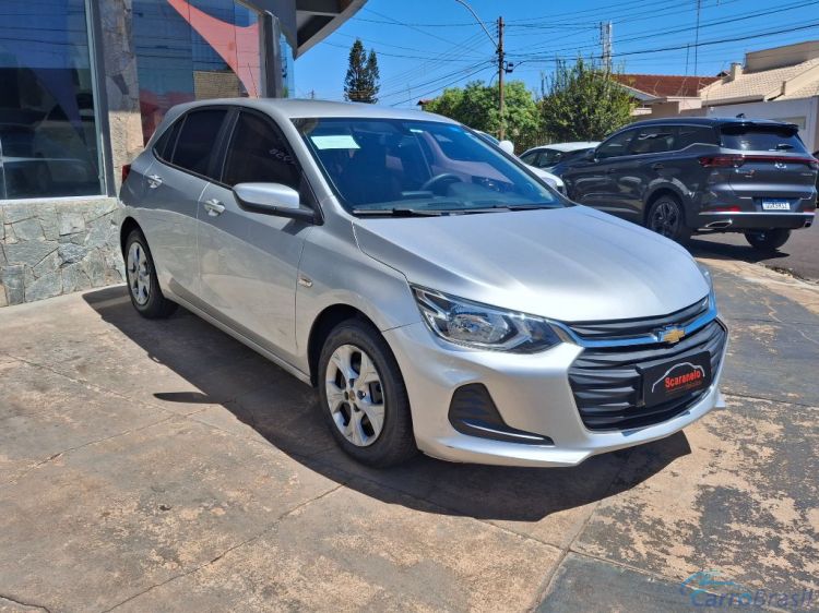 Scaranelo Veículos | Onix HATCH LT 1.0 12V Flex 5p Mec. 19/20 - foto 3