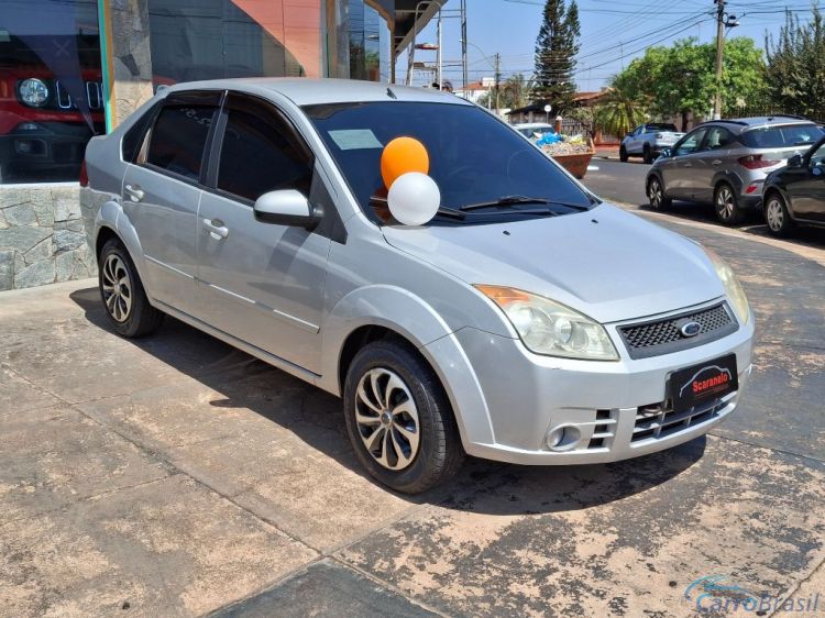 Scaranelo Veículos | Fiesta Sedan Sed. 1.6 8V Flex 4p 08/08 - foto 3
