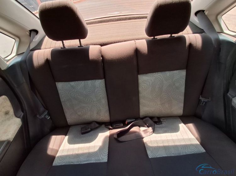Scaranelo Veículos | Fiesta Sedan Sed. 1.6 8V Flex 4p 08/08 - foto 9
