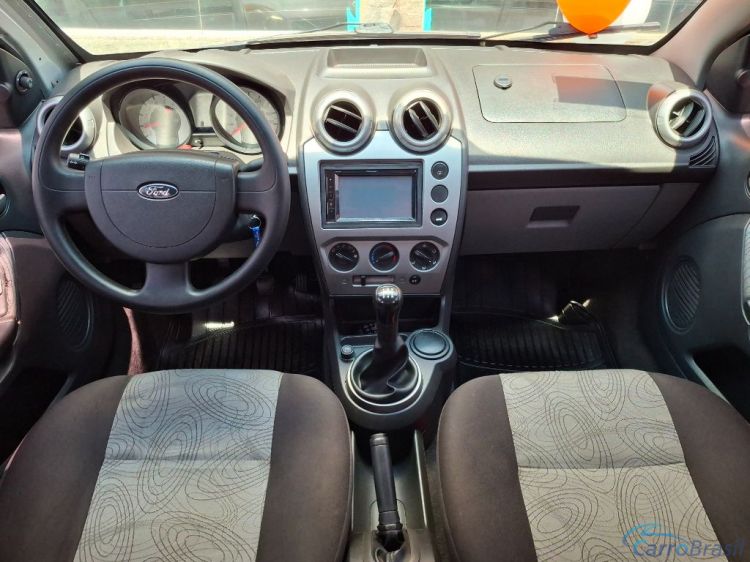 Scaranelo Veículos | Fiesta Sedan Sed. 1.6 8V Flex 4p 08/08 - foto 10