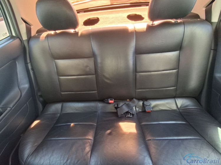 Scaranelo Veículos | Astra Hatch Advantage 2.0 MPFI 8V FlexPower 5p 11/11 - foto 9