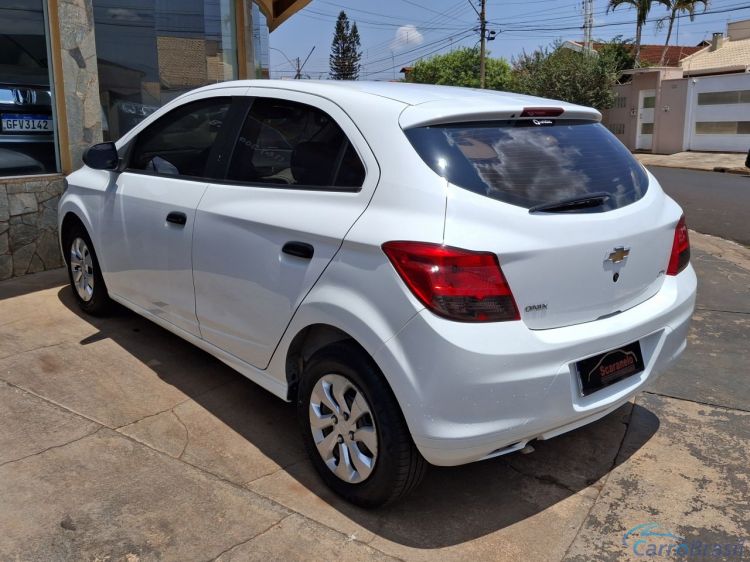 Scaranelo Veículos | Onix HATCH Joy 1.0 8V Flex 5p Mec. 18/19 - foto 7