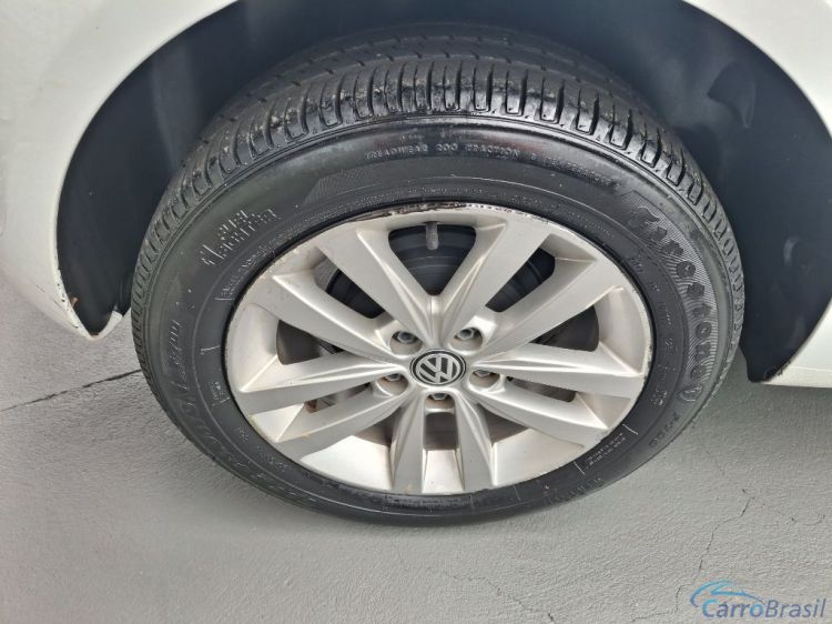 Scaranelo Veículos | Fox Connect 1.6 Flex 8V 5p 18/19 - foto 4