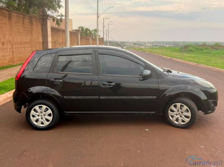 Samuel Automóveis | Fiesta Hatch 1.0 ROCAM HATCH 8V 12/13 - foto 5