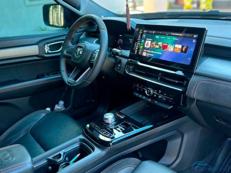 Samuel Automóveis | Rampage 2.0 HURRICANE 4 TURBO R/T 4X4 23/24 - foto 6