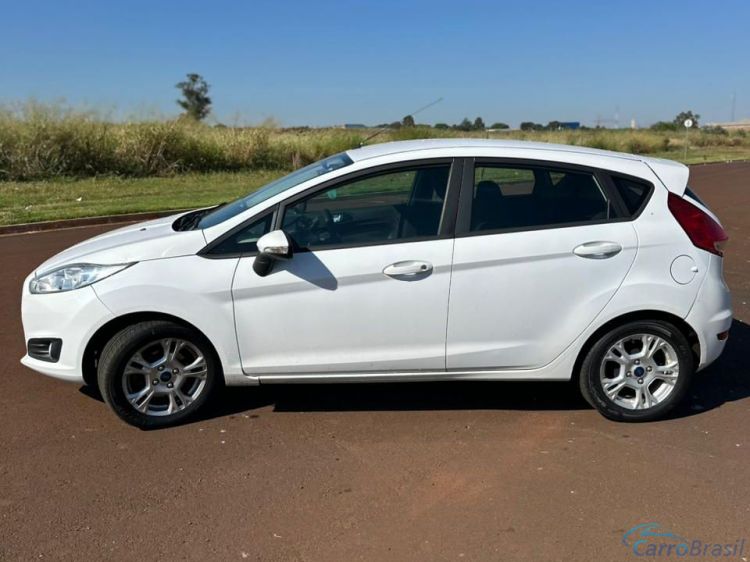 Samuel Automóveis | Fiesta Hatch 1.6 SE HATCH 16V 13/14 - foto 7