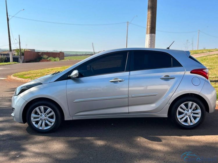 Samuel Automóveis | HB 20 1.6 COMFORT PLUS 16V 17/17 - foto 7