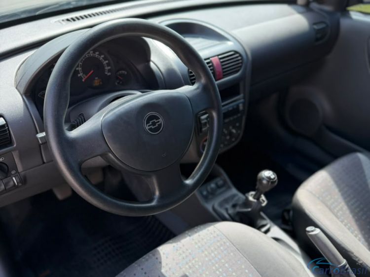 Samuel Automóveis | Corsa Hatch 1.4 MPFI MAXX 8V 11/12 - foto 9
