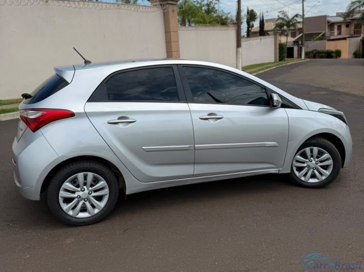 Samuel Automóveis | HB 20 1.6 COMFORT PLUS 16V 17/17 - foto 7