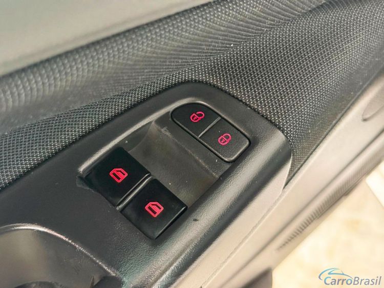 Gregolini Veículos | Saveiro 1.6 MI TRENDLINE CD 8V 14/15 - foto 9