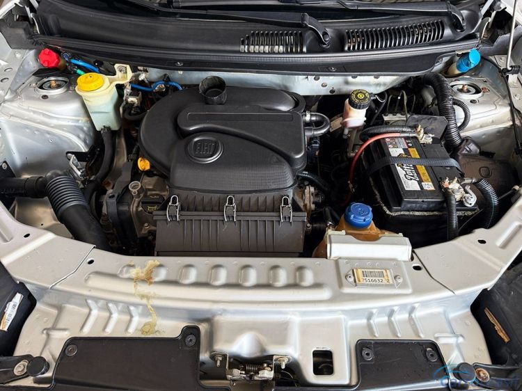 Gregolini Veículos | Grand Siena 1.4 MPI ATTRACTIVE 14/14 - foto 9