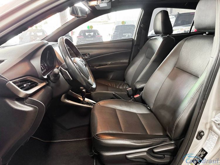 Gregolini Veículos | Yaris Sedan 1.5 16V XLS MULTIDRIVE 19/20 - foto 4