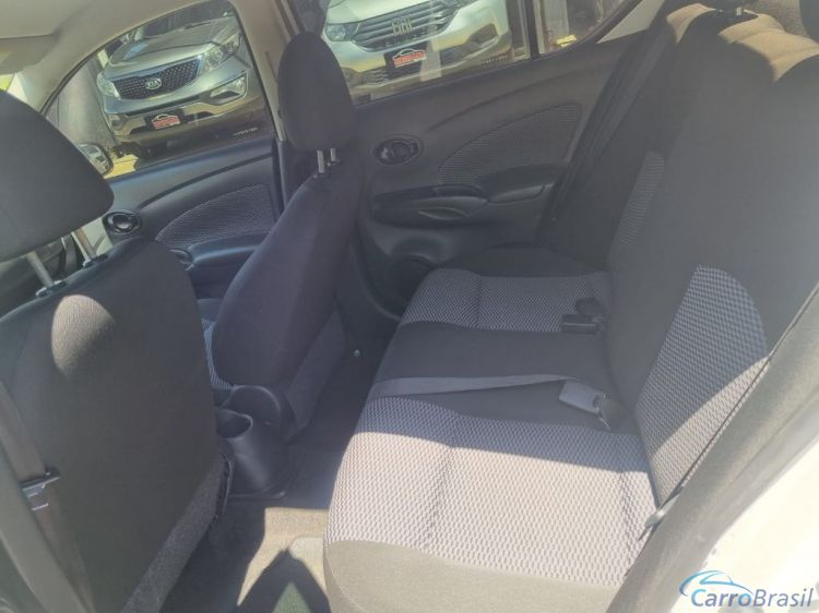 Ribeirania Motors | Versa 1.0 12V FlexStart 4p Mec. 17/17 - foto 6