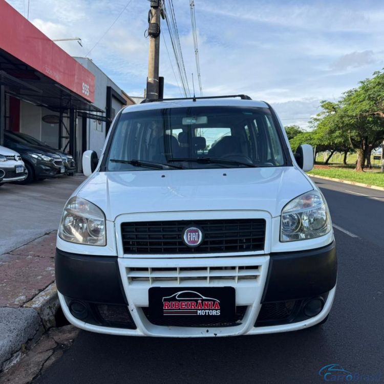 Ribeirania Motors | Doblô ESSENCE 1.8 Flex 16V 5p 15/15 - foto 8