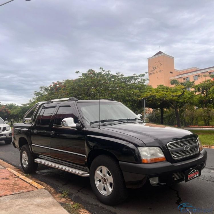 Ribeirania Motors | S-10 Blazer DLX 2.8 4x4 TB Interc. Diesel 01/01 - foto 8