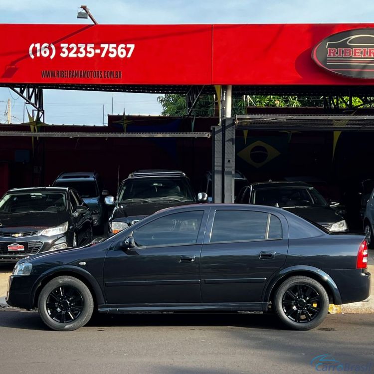 Ribeirania Motors | Astra Hatch Sedan 1.8 MPFI 8V 4p 03/04 - foto 2