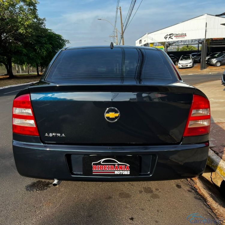 Ribeirania Motors | Astra Hatch Sedan 1.8 MPFI 8V 4p 03/04 - foto 5