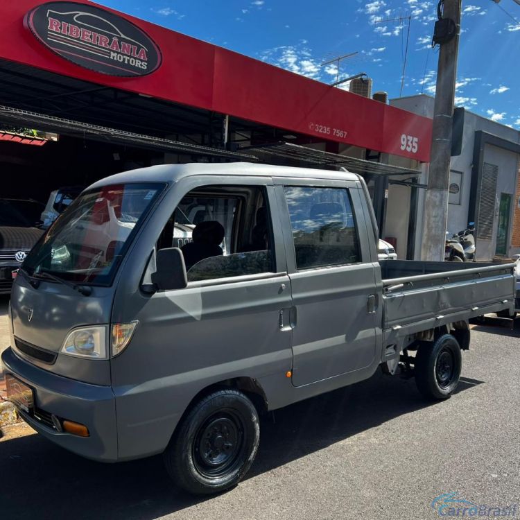 Ribeirania Motors | Towner Jr. Pick-up 1.0 8V 48cv CD 4p 11/11 - foto 4