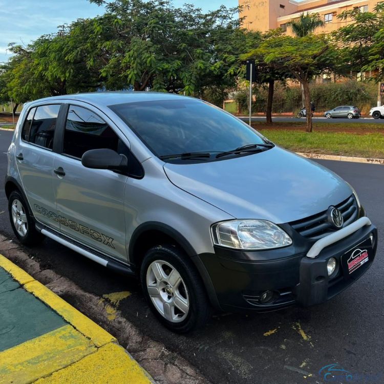 Ribeirania Motors | CrossFox 1.6 Mi Total Flex 8V 5p 05/06 - foto 2