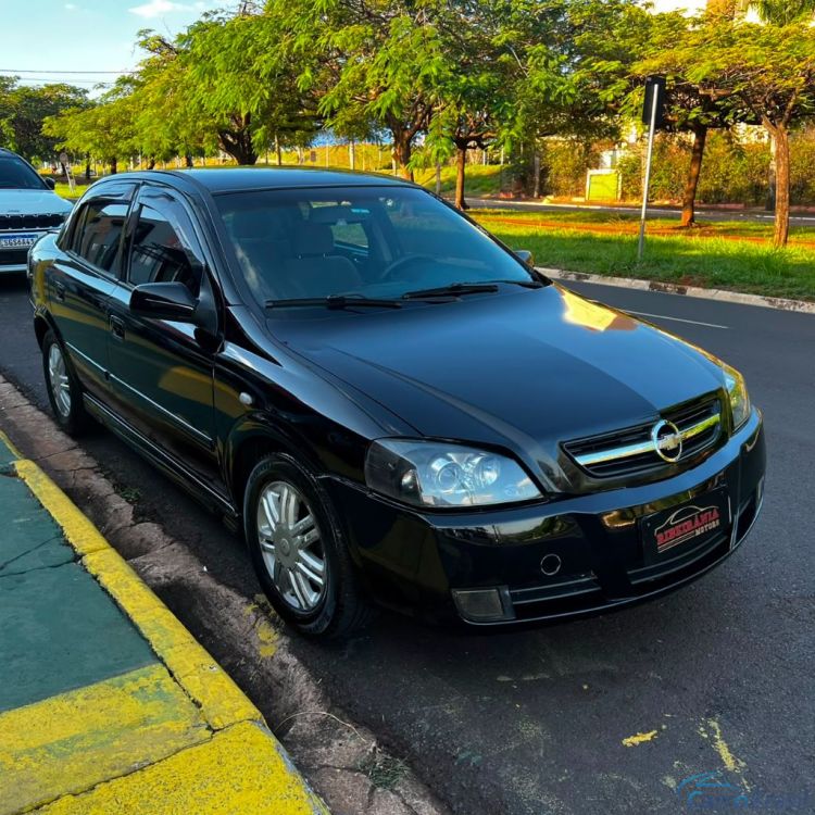 Ribeirania Motors | Astra Hatch Sedan 2.0/ CD 2.0 MPFI 8V 4p Aut. 03/03 - foto 7