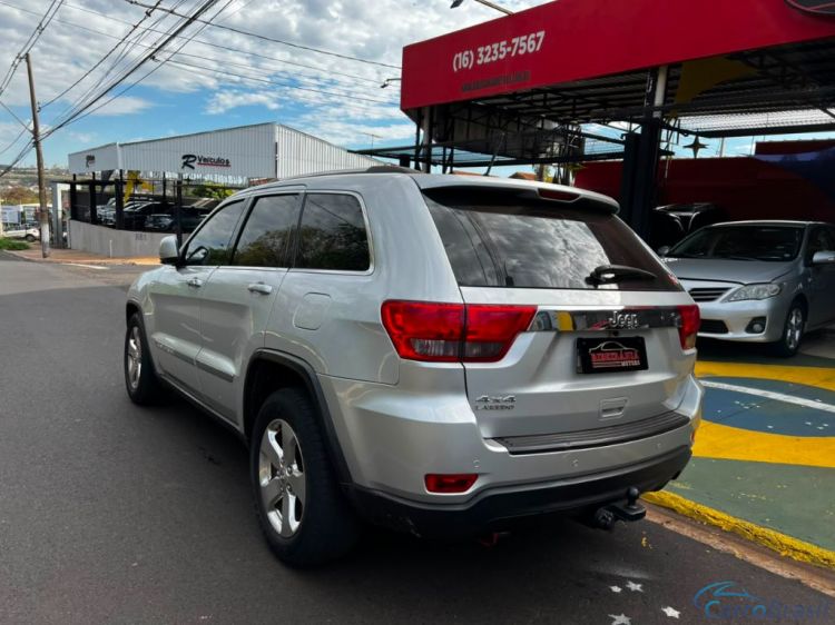 Ribeirania Motors | Grand Cherokee Cherokee Laredo 3.6 4x4 V6 Aut. 10/11 - foto 6