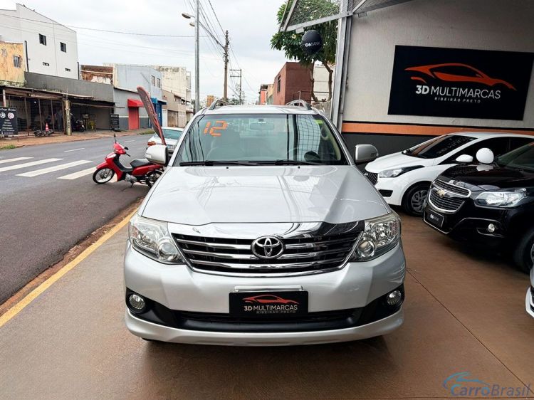 3D Multimarcas | Hilux 2.7 SR 4X2 16V 12/12 - foto 1